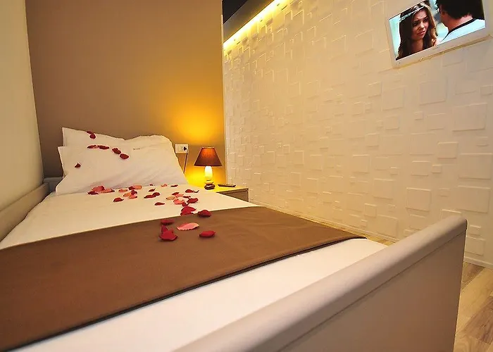 Living 3* Рим
