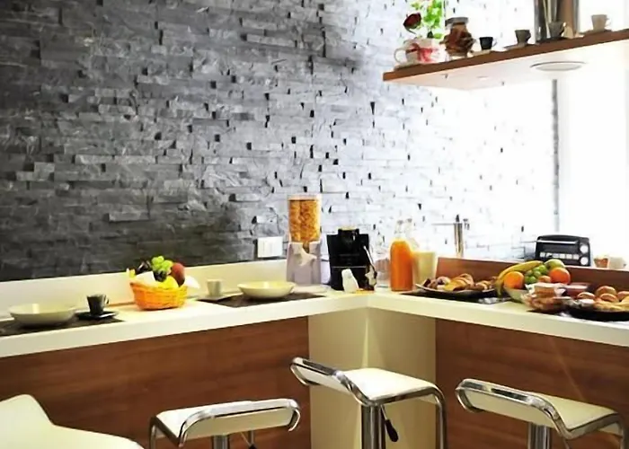 Living Oda ve Kahvaltı 3*